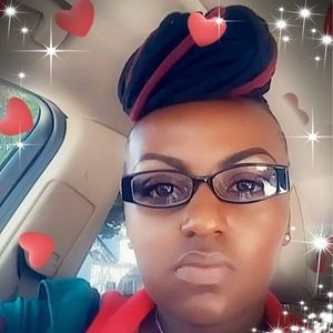 Meet your Posher, Mae